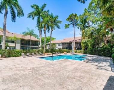5520 Coach House Circle - Photo Thumbnail 40
