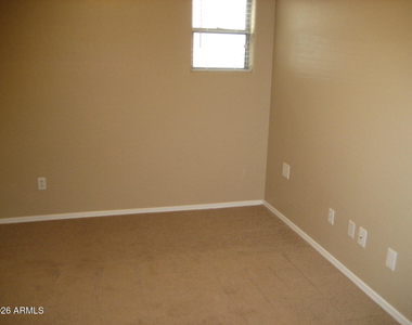 2027 E University Drive - Photo Thumbnail 15