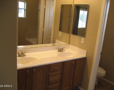 2027 E University Drive - Photo Thumbnail 28