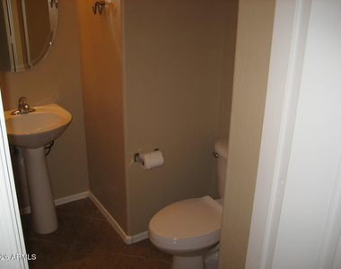 2027 E University Drive - Photo Thumbnail 10