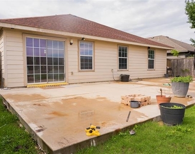 7009 Bountiful Grove Drive - Photo Thumbnail 24