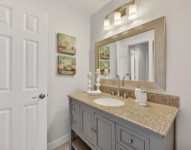 3409 Waterbury Court - Photo Thumbnail 20