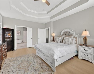 3409 Waterbury Court - Photo Thumbnail 15