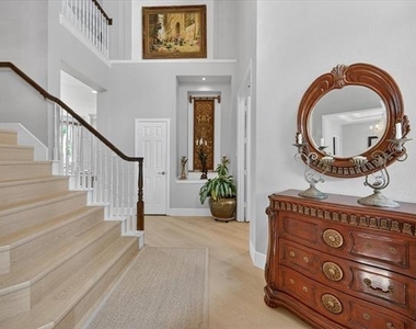 3409 Waterbury Court - Photo Thumbnail 2