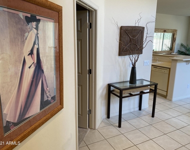 19550 N Grayhawk Drive - Photo Thumbnail 3