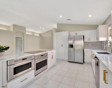 7893 Stanza Street - Photo Thumbnail 4