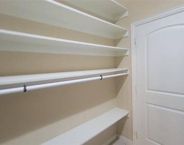 1020 Paradise Cove - Photo Thumbnail 12