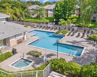 9855 Westview Drive - Photo Thumbnail 9