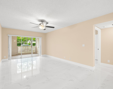 9855 Westview Drive - Photo Thumbnail 12
