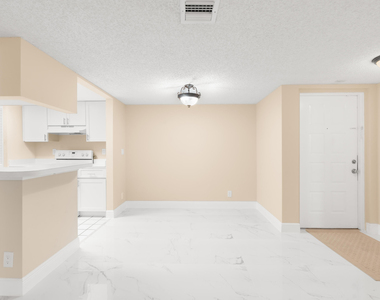 9855 Westview Drive - Photo Thumbnail 5
