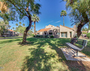 7424 N Via Camello Del Norte -- - Photo Thumbnail 2