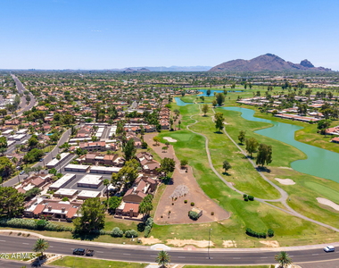 7424 N Via Camello Del Norte -- - Photo Thumbnail 9