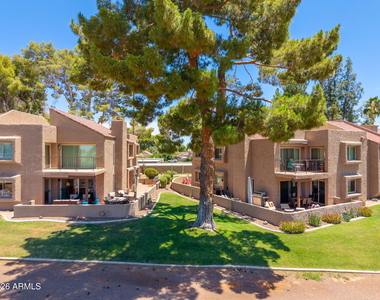 7424 N Via Camello Del Norte -- - Photo Thumbnail 21