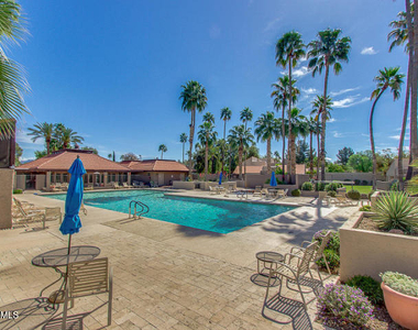 7424 N Via Camello Del Norte -- - Photo Thumbnail 5