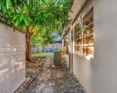 700 Sw 5th Court - Photo Thumbnail 29