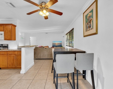 700 Sw 5th Court - Photo Thumbnail 20
