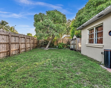 700 Sw 5th Court - Photo Thumbnail 28