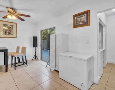 700 Sw 5th Court - Photo Thumbnail 16