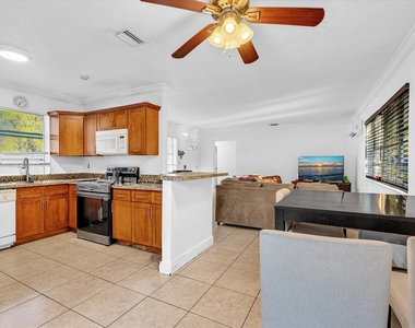700 Sw 5th Court - Photo Thumbnail 21