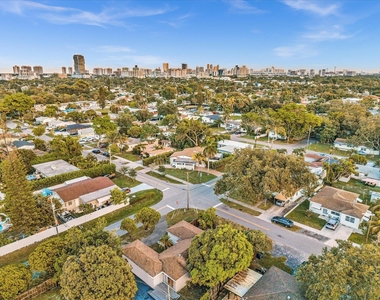 700 Sw 5th Court - Photo Thumbnail 44