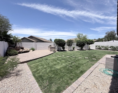 7310 E Mallory Circle - Photo Thumbnail 26