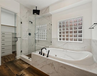 1419 Biltmore Court - Photo Thumbnail 16