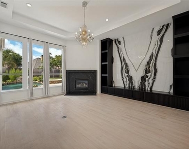 1419 Biltmore Court - Photo Thumbnail 1