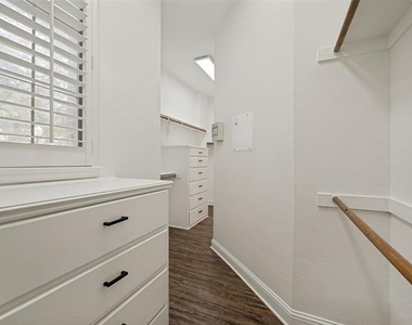 1419 Biltmore Court - Photo Thumbnail 21