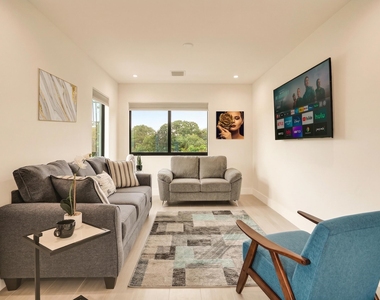 119 Se 12th Avenue - Photo Thumbnail 39
