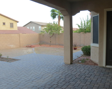 30899 N 125th Drive - Photo Thumbnail 27