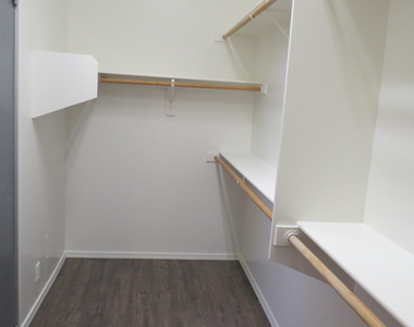 30899 N 125th Drive - Photo Thumbnail 14