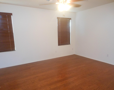 17770 W Red Bird Road - Photo Thumbnail 11