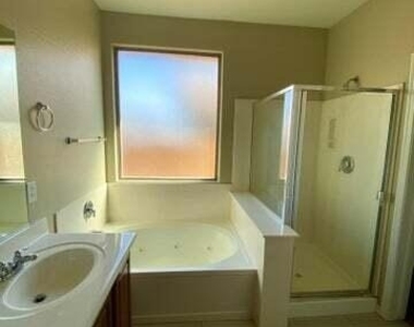 654 W Desert Mountain Drive - Photo Thumbnail 18
