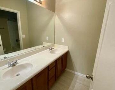 654 W Desert Mountain Drive - Photo Thumbnail 12