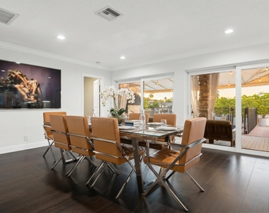 5841 Bayview Drive - Photo Thumbnail 25