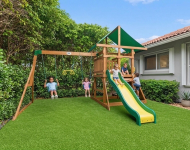 5841 Bayview Drive - Photo Thumbnail 45