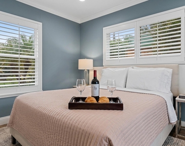 5841 Bayview Drive - Photo Thumbnail 27