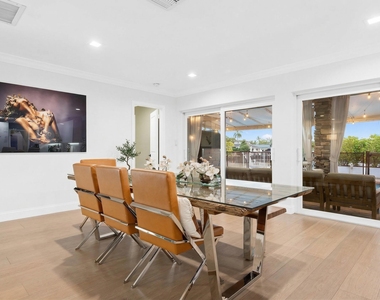 5841 Bayview Drive - Photo Thumbnail 23