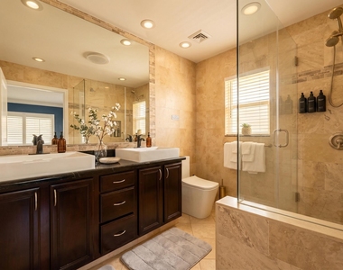 5841 Bayview Drive - Photo Thumbnail 30