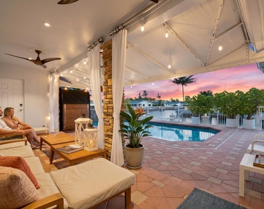 5841 Bayview Drive - Photo Thumbnail 54