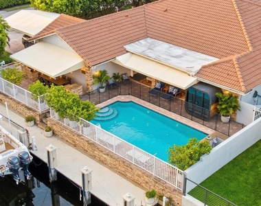 5841 Bayview Drive - Photo Thumbnail 56