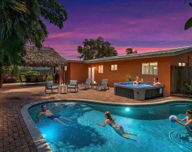 1500 Sw 22nd Street - Photo Thumbnail 12