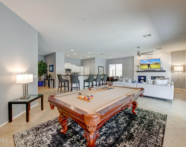 16449 N 103rd Place - Photo Thumbnail 3