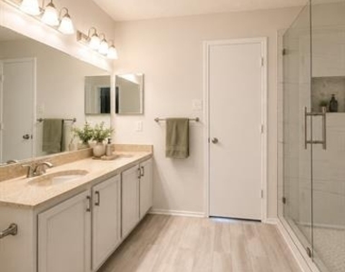 3608 Willow Creek Trail - Photo Thumbnail 15