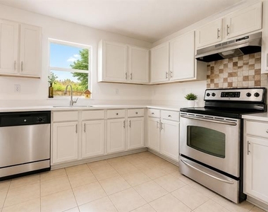 3608 Willow Creek Trail - Photo Thumbnail 8