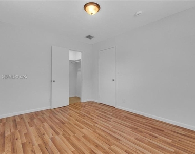 6340 Dawson Street - Photo Thumbnail 19