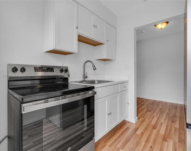 6340 Dawson Street - Photo Thumbnail 13