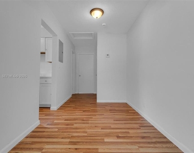 6340 Dawson Street - Photo Thumbnail 15