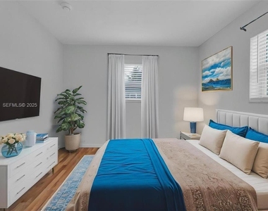 6340 Dawson Street - Photo Thumbnail 16