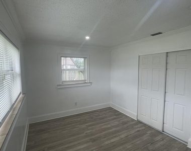 4779 Bonanza Road - Photo Thumbnail 9